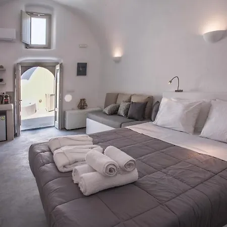 Cupola 4* Oia (Santorini)